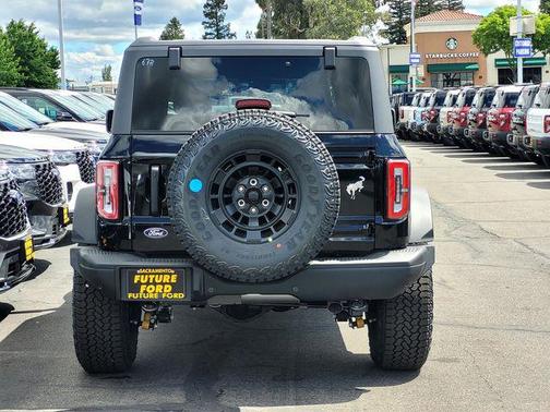 Shadow Black 2026 Ford Bronco Badlands