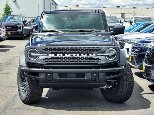 Shadow Black 2026 Ford Bronco Badlands