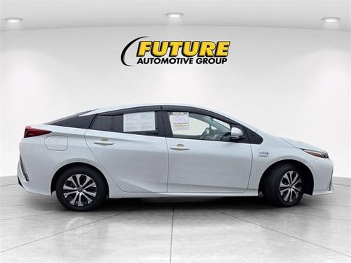 2022 Toyota Prius Prime XLE