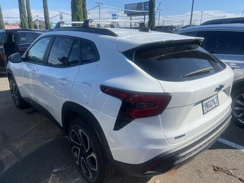 2025 Chevrolet Trax FWD 2RS