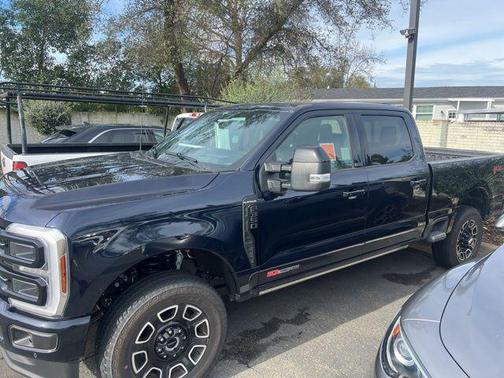 2025 Ford F-350 Platinum