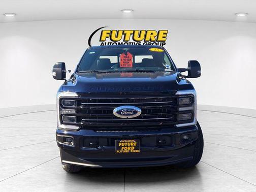 2025 Ford F-350 Platinum