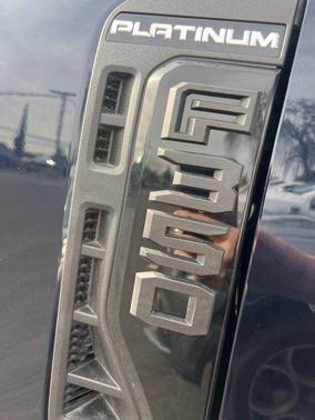 2025 Ford F-350 Platinum