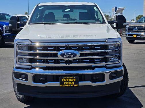 Star White Metallic Tri-Coat 2026 Ford F-250 Lariat