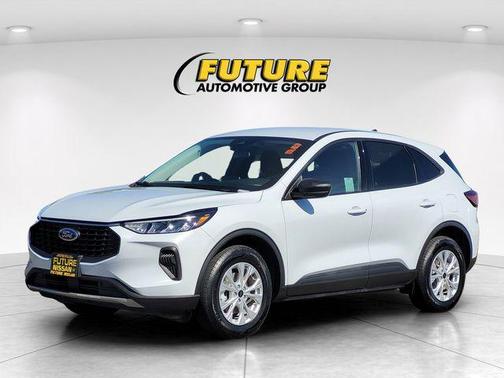 Silver Metallic 2025 Ford Escape Active