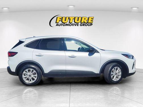 Silver Metallic 2025 Ford Escape Active