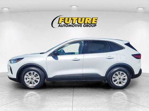 Silver Metallic 2025 Ford Escape Active