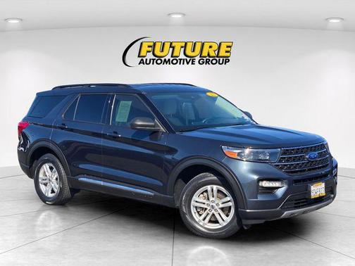 Stone Blue Metallic 2022 Ford Explorer XLT