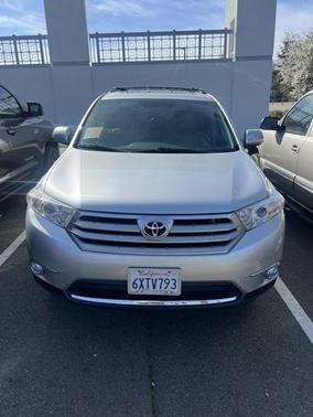 2012 Toyota Highlander SE