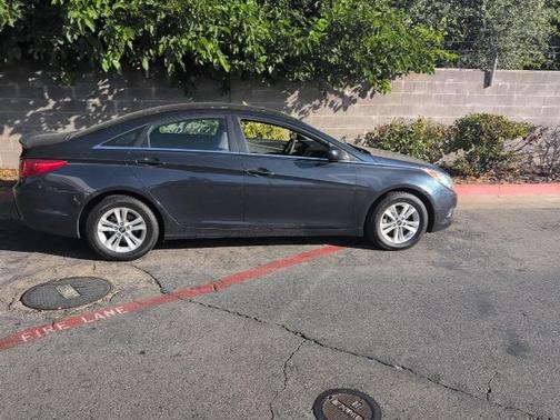 2013 Hyundai SONATA GLS