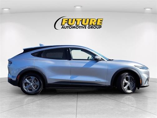 2021 Ford Mustang Mach-E SELECT