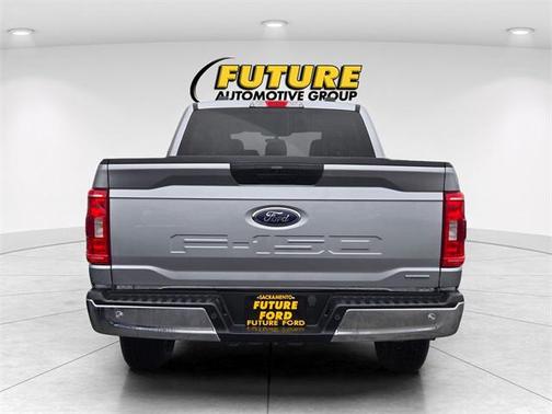 Iconic Silver Metallic 2023 Ford F-150 XLT