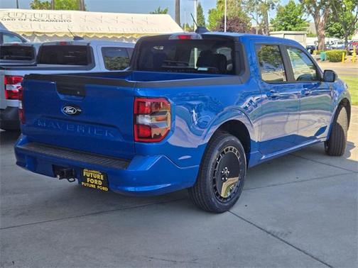 2025 Ford Maverick Lobo Standard