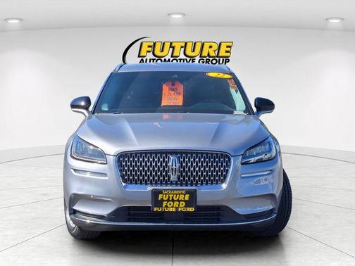 Silver Radiance Metallic Clearcoat 2022 Lincoln Corsair Standard