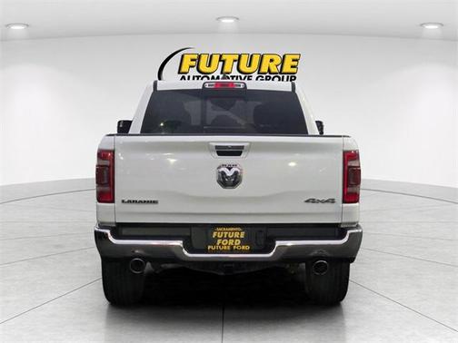 2022 RAM 2500 Big Horn Crew Cab 4x4 8' Box