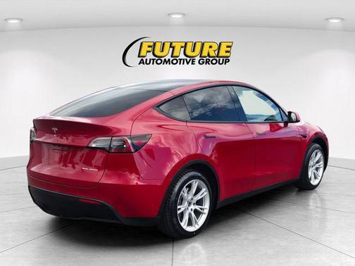Red Multi-Coat 2022 Tesla Model Y Long Range Dual Motor All-Wheel Drive