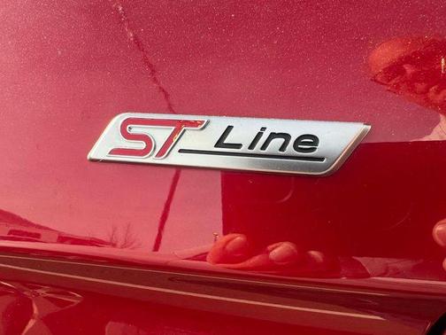 2022 Ford Edge ST Line