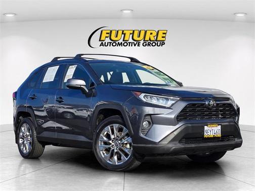 2020 Toyota RAV4 XLE Premium