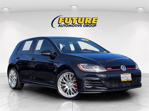 2020 Volkswagen Golf GTI 2.0T SE DSG