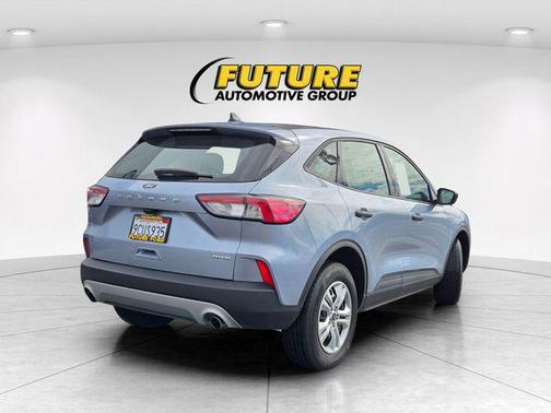 2022 Ford Escape S