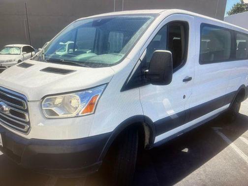 Oxford White 2019 Ford Transit-350 XLT