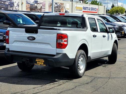 Oxford White 2026 Ford Maverick XL