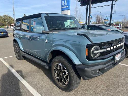 2022 Ford Bronco Outer Banks