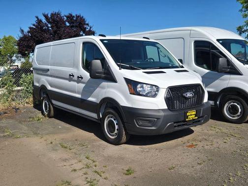 Oxford White 2026 Ford Transit-250 Base