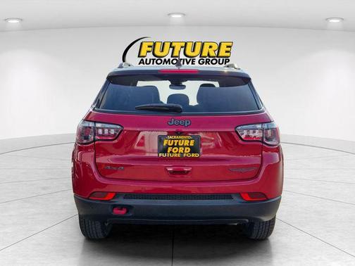 2023 Jeep Compass Trailhawk