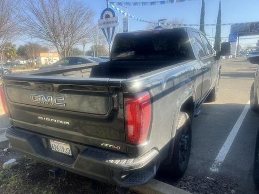 2022 GMC Sierra 2500 AT4