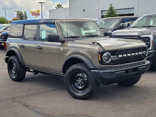 Marsh Gray 2026 Ford Bronco Big Bend