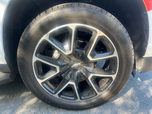 Summit White 2022 Chevrolet Tahoe 4WD RST