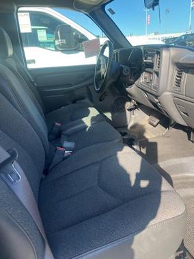 2005 Chevrolet Silverado 1500 W/T