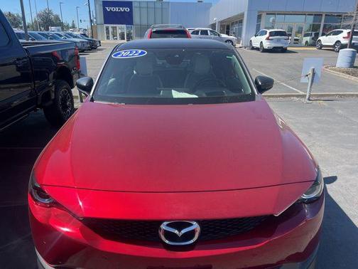 2022 Mazda MX-30 Premium Plus