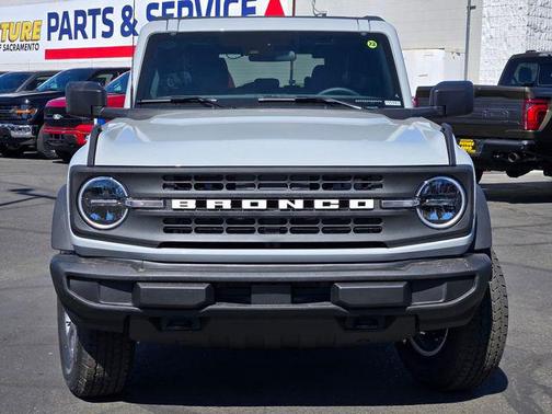 Avalanche Gray 2026 Ford Bronco Big Bend