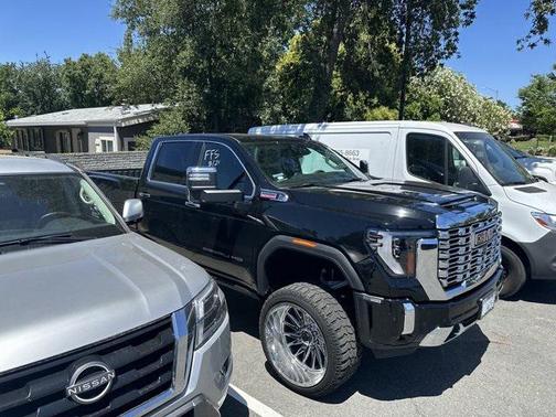 2024 GMC Sierra 3500 Denali