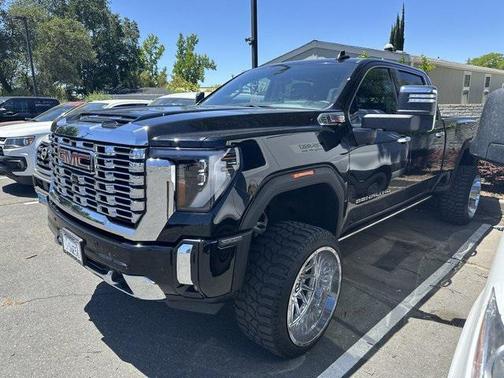 2024 GMC Sierra 3500 Denali