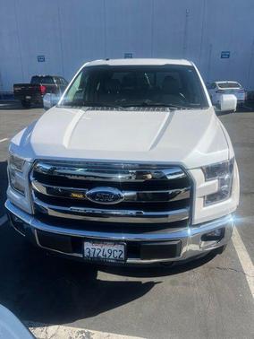 White Platinum Clearcoat Metallic 2016 Ford F-150 Lariat