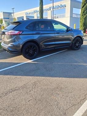 2020 Ford Edge ST