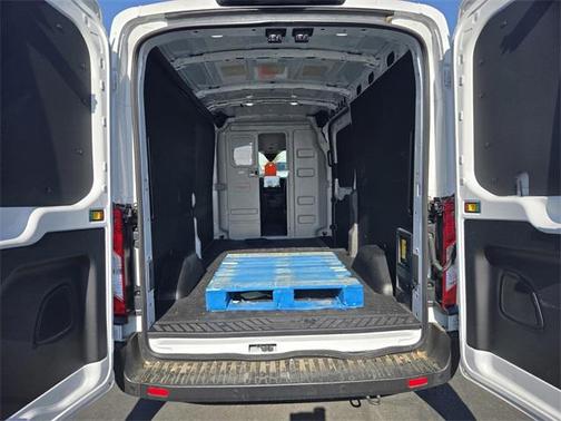 2022 Ford Transit-350 Base