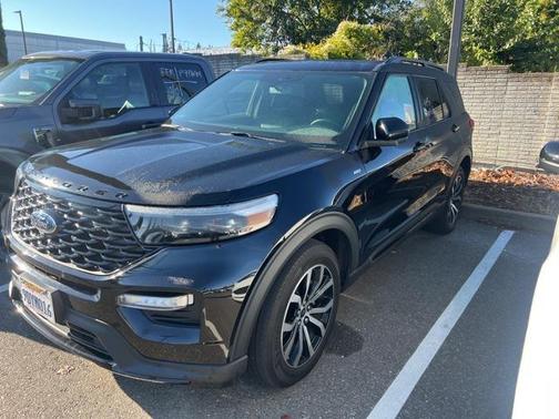 2022 Ford Explorer ST-Line