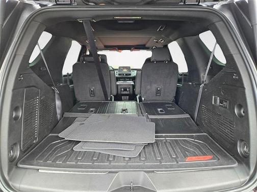 2023 GMC Yukon 4WD AT4