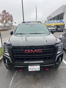 2023 GMC Yukon 4WD AT4