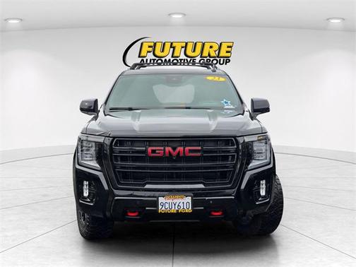 2023 GMC Yukon 4WD AT4