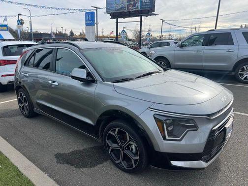 2023 Kia Niro Touring