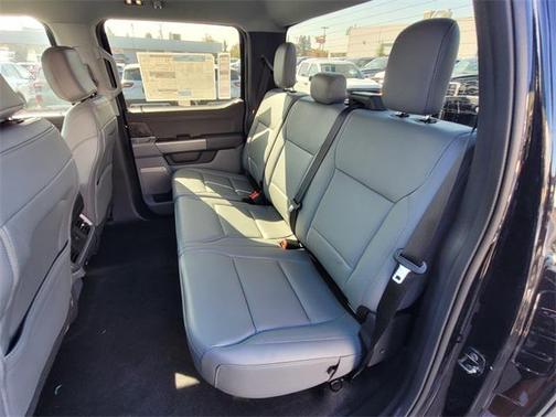 2025 Ford F-150 Lightning LARIAT