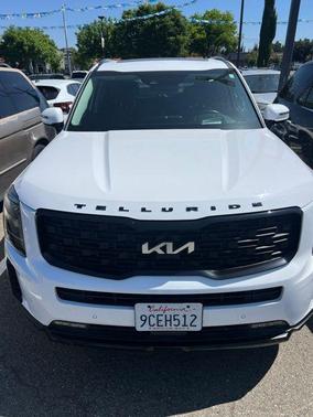 Glacial White Pearl 2022 Kia Telluride SX