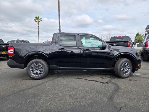 Shadow Black 2026 Ford Maverick XLT