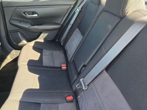 Electric Blue Metallic/Super Black 2024 Nissan Sentra SR