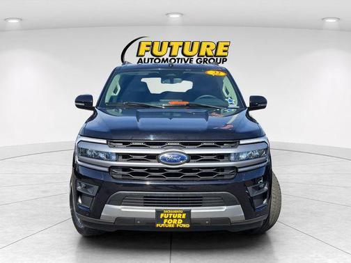 2022 Ford Expedition XLT